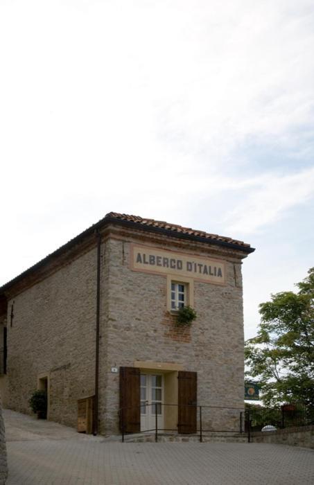 Dimora Storico Romantica Il Sole E La Luna Cerretto Langhe エクステリア 写真